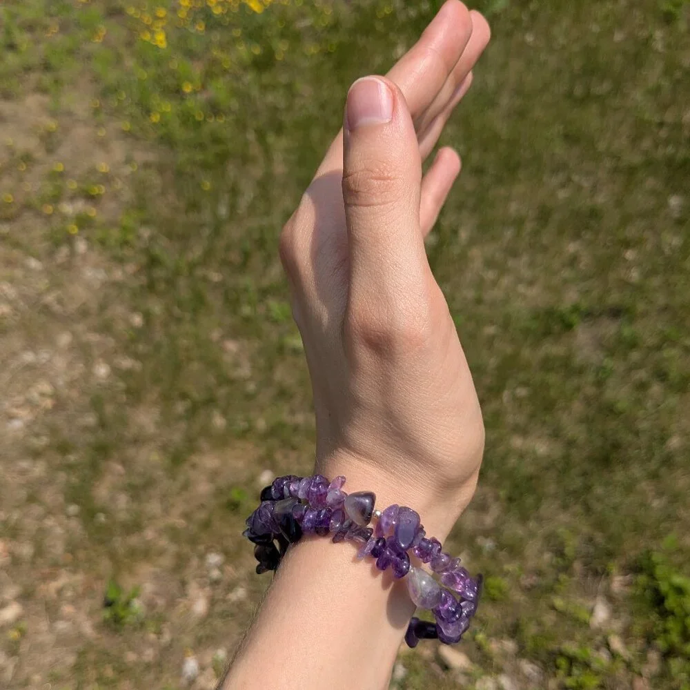 Natural Purple Amethyst Crystal Gemstone Bracelet - Picture 13 of 14